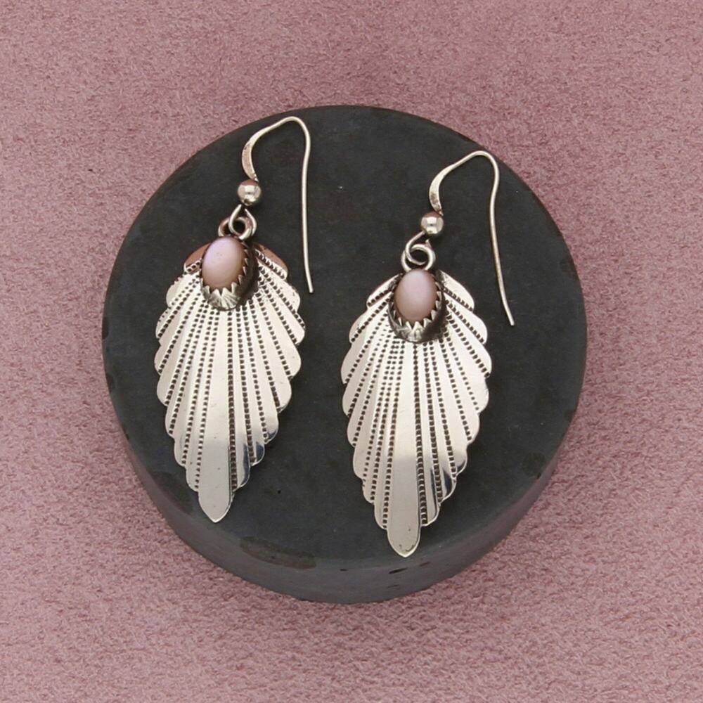 navajo sterling silver vintage pink mother-of-pearl dangle earrings